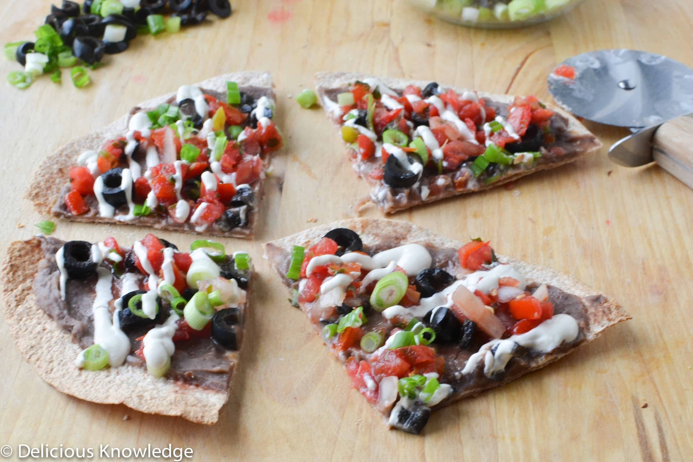 Weeknight Mexican Pizza, ready in 15 minutes. #vegan